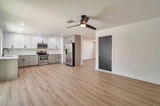 906 W Colgate Dr in Tempe, AZ - Building Photo - Building Photo