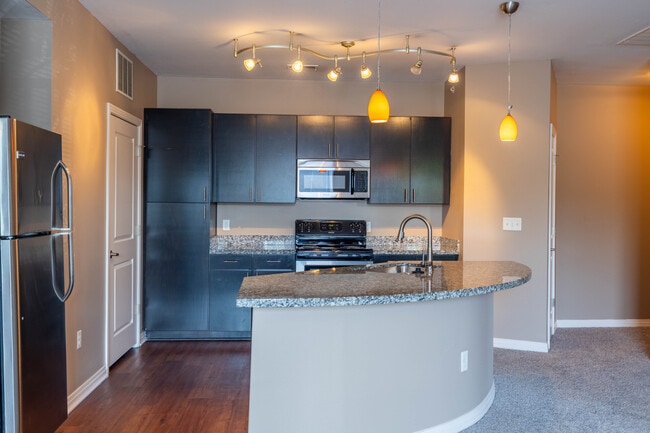 Avalon at the Pointe