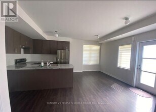 70 Halliford Pl in Brampton, ON - Building Photo - Building Photo