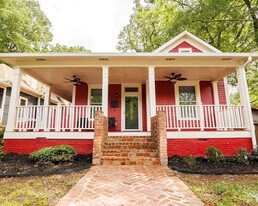 Room in House on Beecher St SW in Atlanta, GA - Building Photo