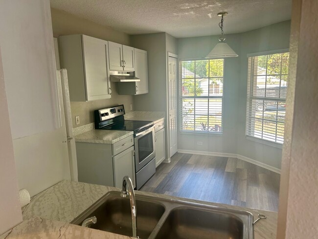 2146 Fish Eagle St in Clermont, FL - Foto de edificio - Building Photo