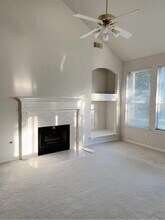 815 Featherbrook Ct in Sugar Land, TX - Building Photo - Building Photo