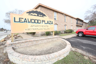 Leawood Plaza Apartments