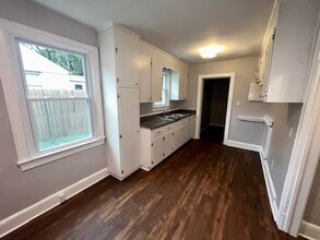 120 Elliott St in Spartanburg, SC - Building Photo - Building Photo