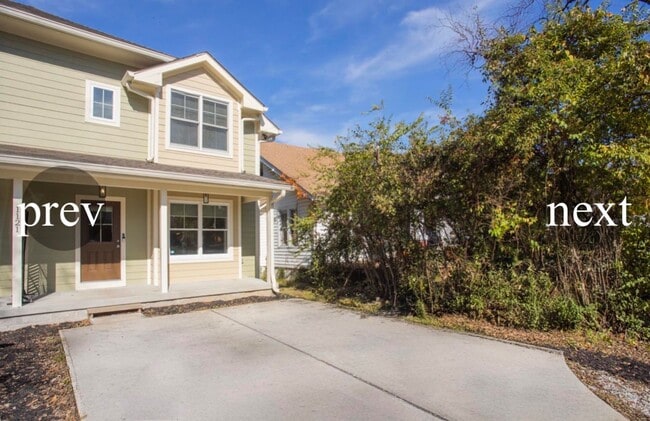 1121 Cahal Ave in Nashville, TN - Building Photo - Building Photo