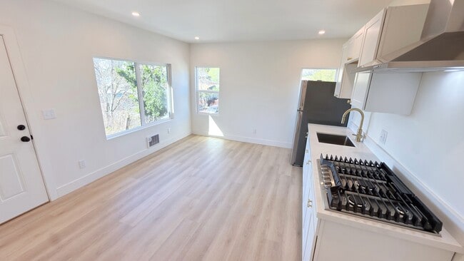 1731 Magazine St in Vallejo, CA - Building Photo - Building Photo