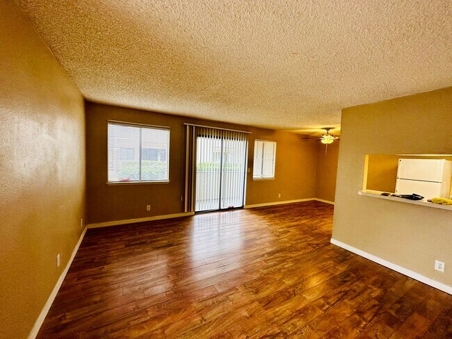 3705 Snorkel Cir in Las Vegas, NV - Building Photo - Building Photo