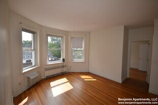 33 Lancaster Terrace, Unit 310 in Brookline, MA - Building Photo