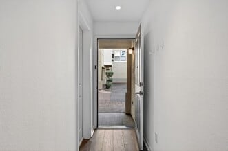 83 Matisse Ct in Pleasant Hill, CA - Building Photo - Building Photo