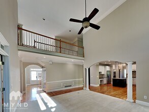 12515 Magnolia Cir in Alpharetta, GA - Foto de edificio - Building Photo