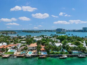 56 S Hibiscus Dr in Miami Beach, FL - Building Photo - Building Photo