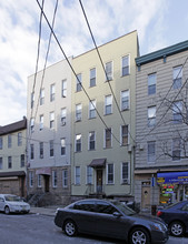 526 Adams St in Hoboken, NJ - Building Photo - Building Photo