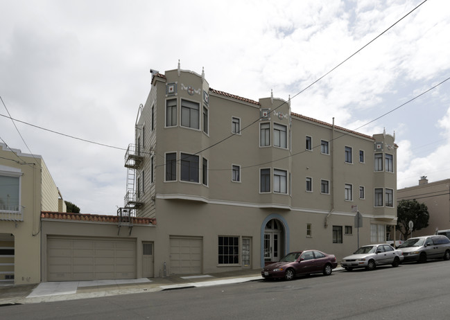 750 Holloway Ave in San Francisco, CA - Building Photo - Building Photo