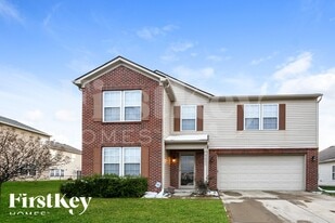 7651 Lara Lee Dr in Indianapolis, IN - Building Photo