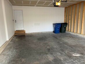 3802 W 15th St Ct in Davenport, IA - Building Photo - Building Photo