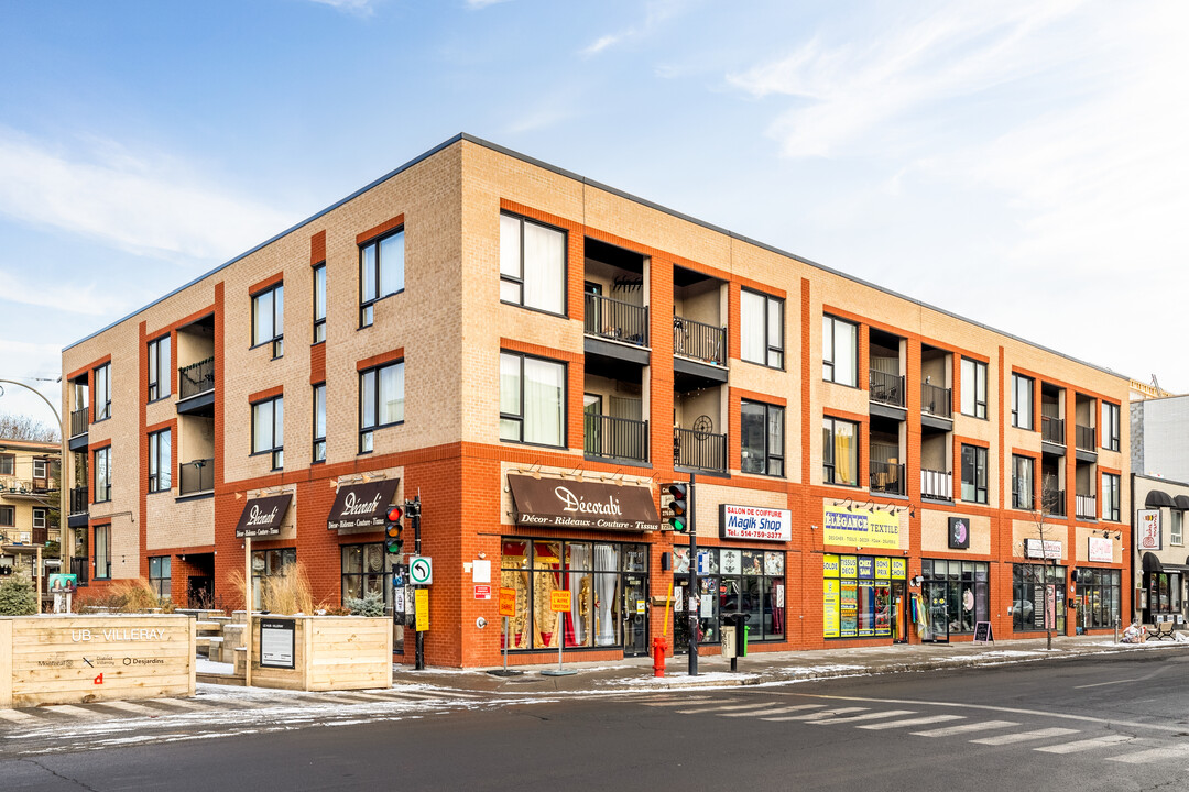 820 De Castelnau E in Montréal, QC - Building Photo