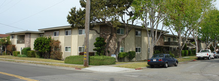 1201 Liberty Apartments in El Cerrito, CA - Foto de edificio - Building Photo