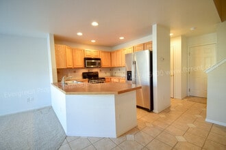 127 Bayside Cir in Windsor, CO - Building Photo - Building Photo