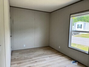 571 Jessica Way in Newport, TN - Building Photo - Building Photo