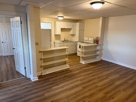 15 S Stewart St in Blairsville, PA - Building Photo