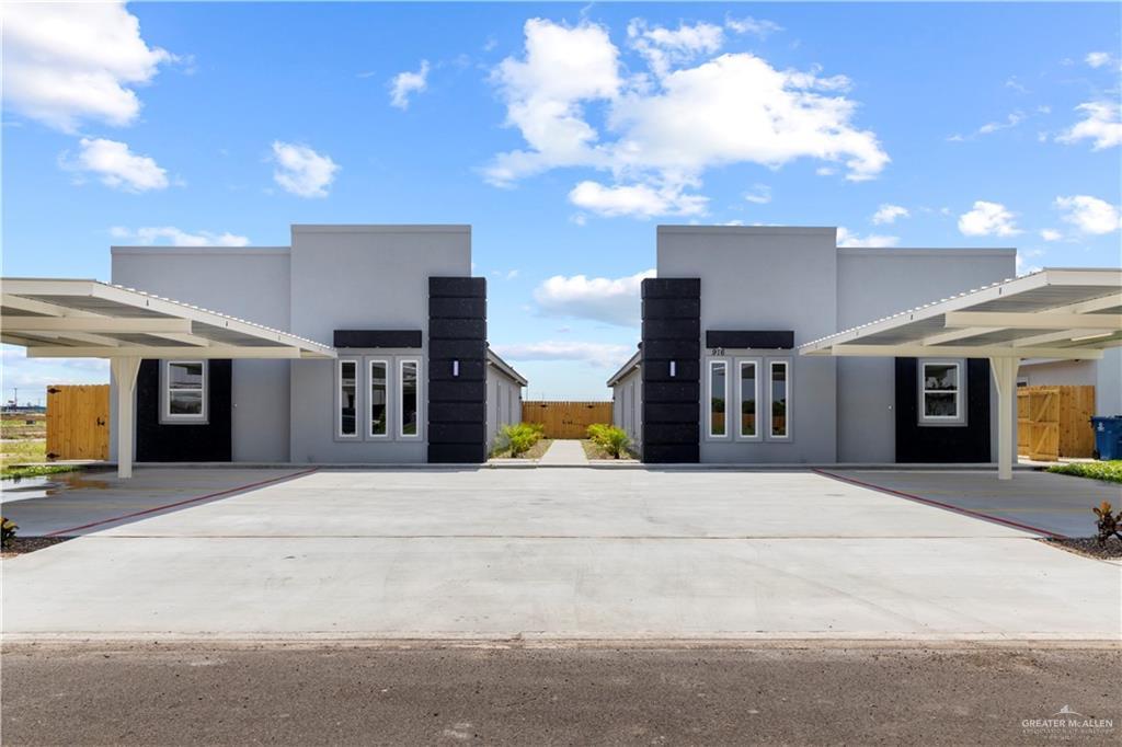 916 E 13th St in San Juan, TX - Building Photo