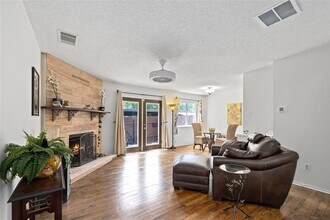 101 Clearday Dr in Austin, TX - Building Photo - Building Photo