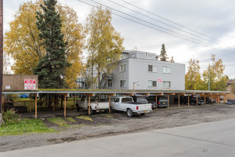 101 Bunnell St in Anchorage, AK - Foto de edificio - Building Photo