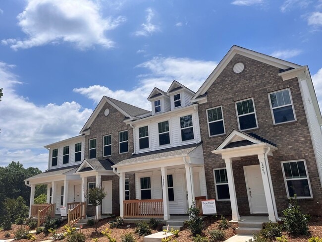 property at 1353 Darlington Dr