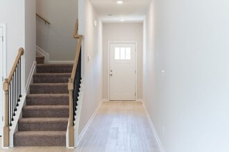 3180 Alana Ct in Opelika, AL - Building Photo - Building Photo