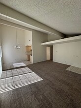 551 Holly Ave in Oxnard, CA - Building Photo - Building Photo