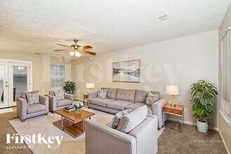 3827 Monarch Ct in Ellenwood, GA - Building Photo - Building Photo