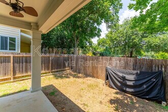 1808 Village Oak Ct in Austin, TX - Building Photo - Building Photo