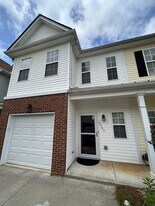 2903 Greyhawk Ln in Cumming, GA - Building Photo