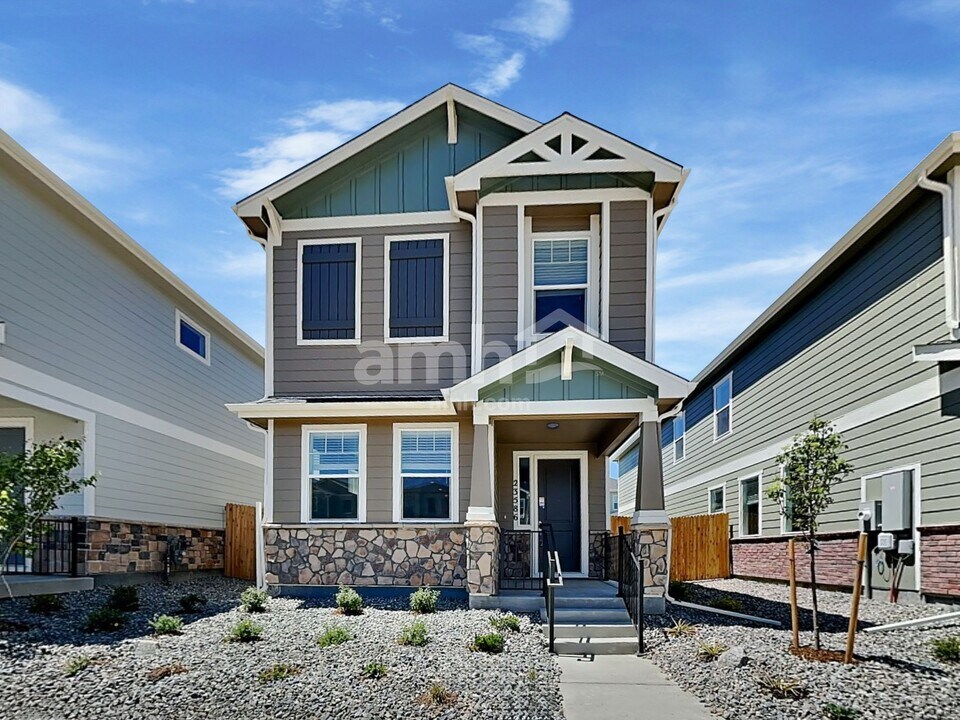 23586 E 2nd Pl in Aurora, CO - Building Photo