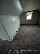 27471 Forestview Ave in Euclid, OH - Foto de edificio - Building Photo