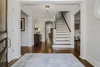 49 Grosset Rd in Greenwich, CT - Building Photo - Building Photo