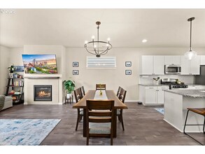 12977 SE Creekside Terrace in Happy Valley, OR - Building Photo - Building Photo