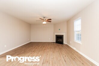 3014 Commonwealth Dr in Spring Hill, TN - Building Photo - Building Photo