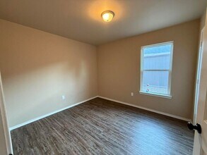 2921 E Cornell St in Lubbock, TX - Building Photo - Building Photo