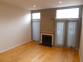 713 S Hanover St in Baltimore, MD - Building Photo - Building Photo