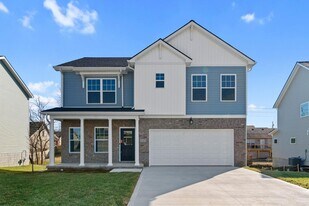 445 Friendly Ave in Nicholasville, KY - Building Photo