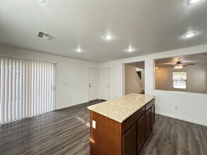 4859 Golden Shimmer Ave in Las Vegas, NV - Building Photo - Building Photo