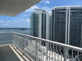 1200 Brickell Bay Dr