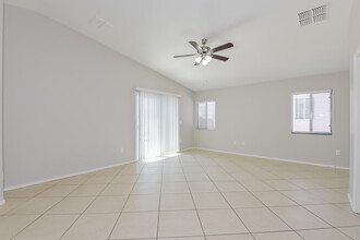 7269 S Avenida De La Palmar in Tucson, AZ - Building Photo - Building Photo