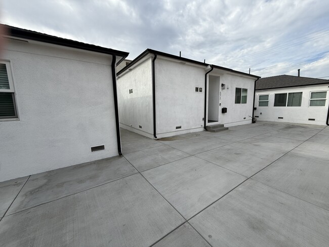 415 S Verdugo Rd in Glendale, CA - Building Photo - Building Photo