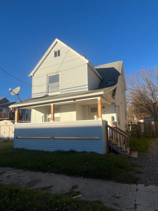 40 Lake Ave in Binghamton, NY - Building Photo