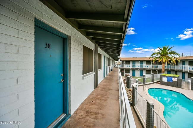 property at 3025 N 32nd St