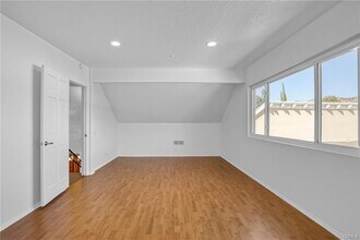 10206 Nevada Ave in Los Angeles, CA - Building Photo - Building Photo