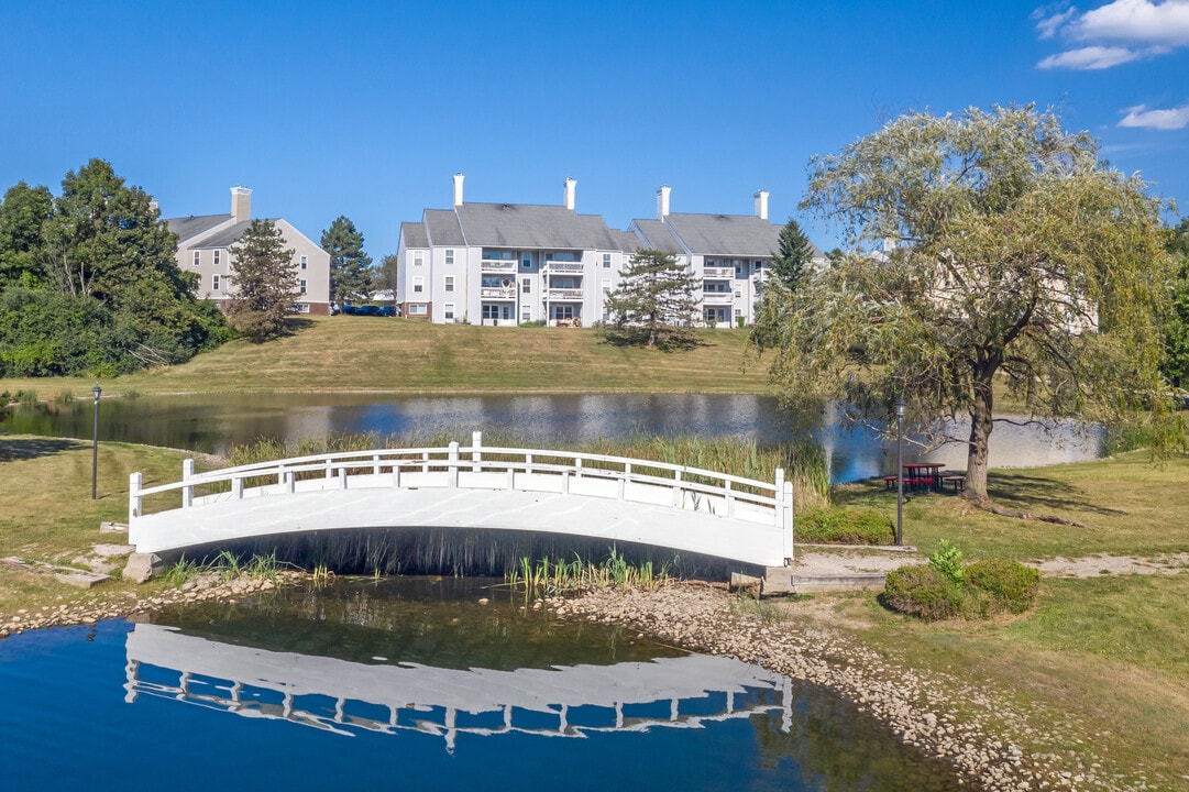 Woodland Mews in Ann Arbor, MI - Foto de edificio