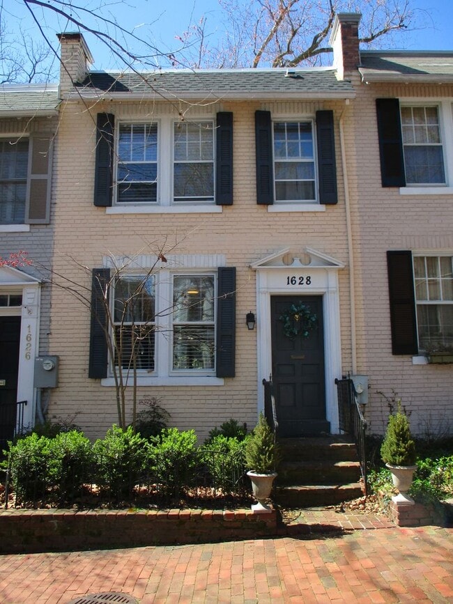 property at 1628 33rd St NW